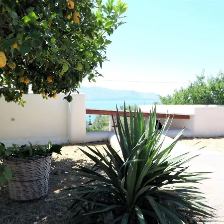 Al Mare - Terrazzi Panoramici E Ampio Giardino Ferienhaus Santa Marina Salina