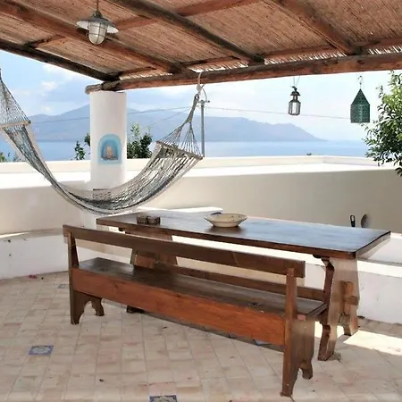 Al Mare - Terrazzi Panoramici E Ampio Giardino