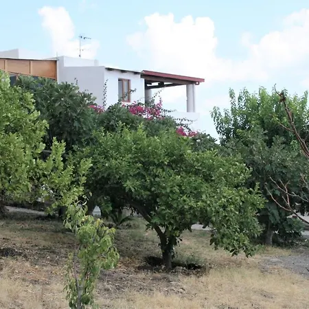 Al Mare - Terrazzi Panoramici E Ampio Giardino Tatil Evi *