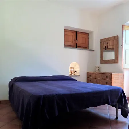 Al Mare - Terrazzi Panoramici E Ampio Giardino Tatil Evi *